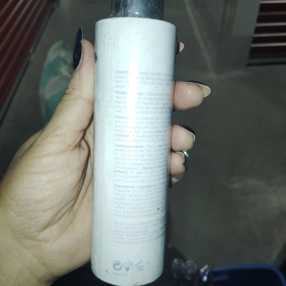 Skincare Set - Picture 13 of 16